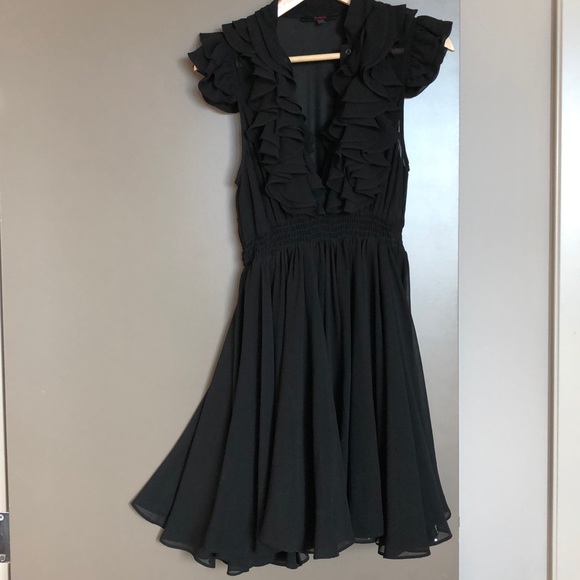Pusch Ruffle Dress - Picture 2 of 3